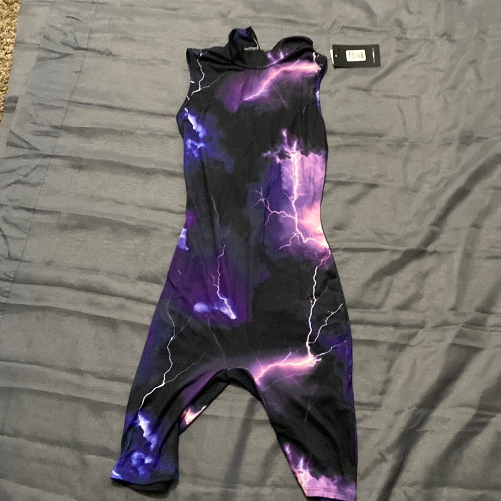 Stretchy one piece jumper… small